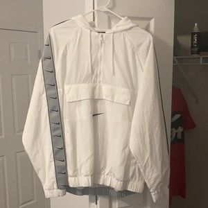 Nike Men’s Half Zip Windbreaker